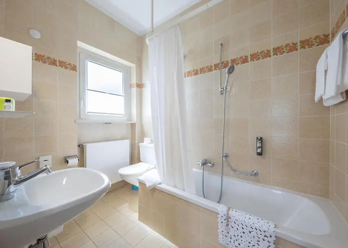 Garni Rivabella Au 호텔 브리사고