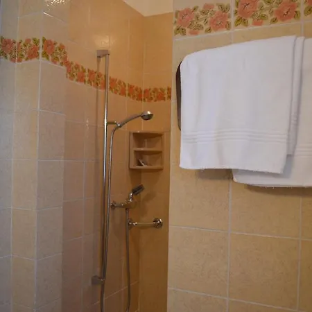 Garni Rivabella Au Hotel