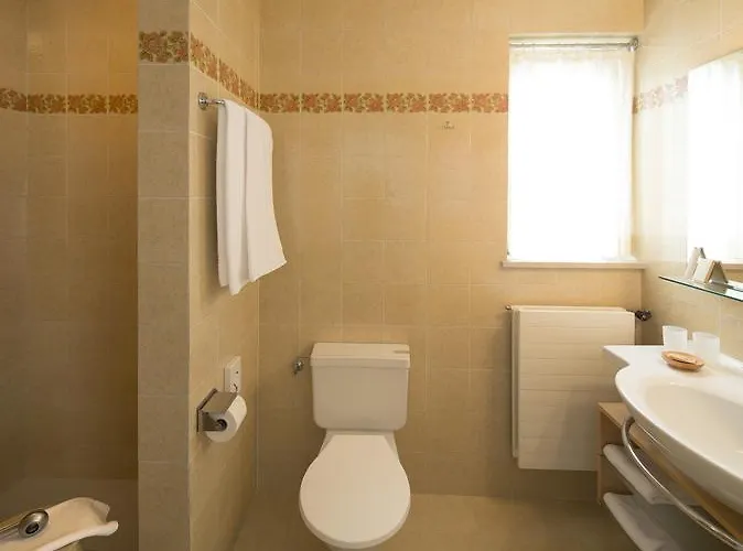 فندق Garni Rivabella Au بريساغو